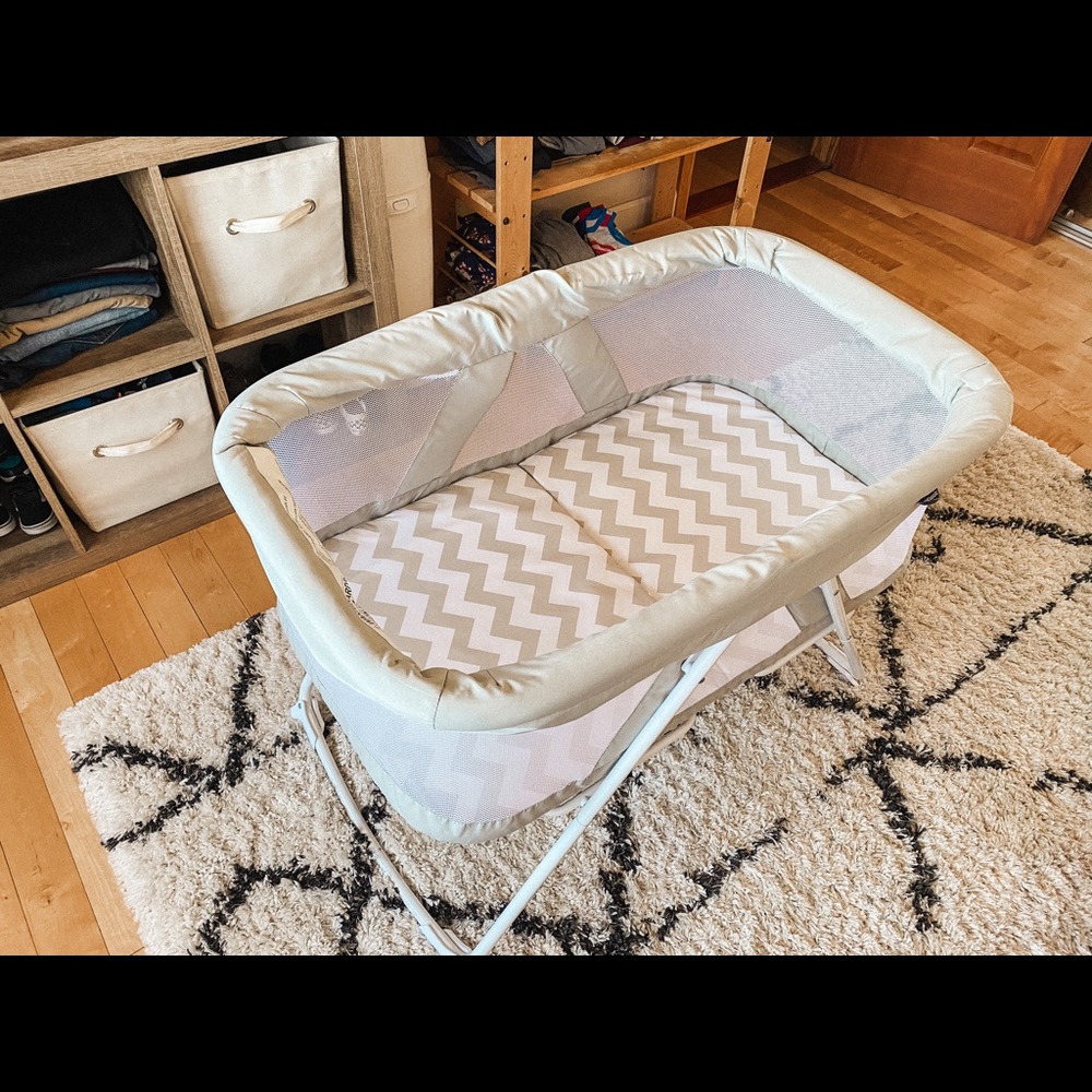 BABY NECESSITIES - Picture 5 of 6
